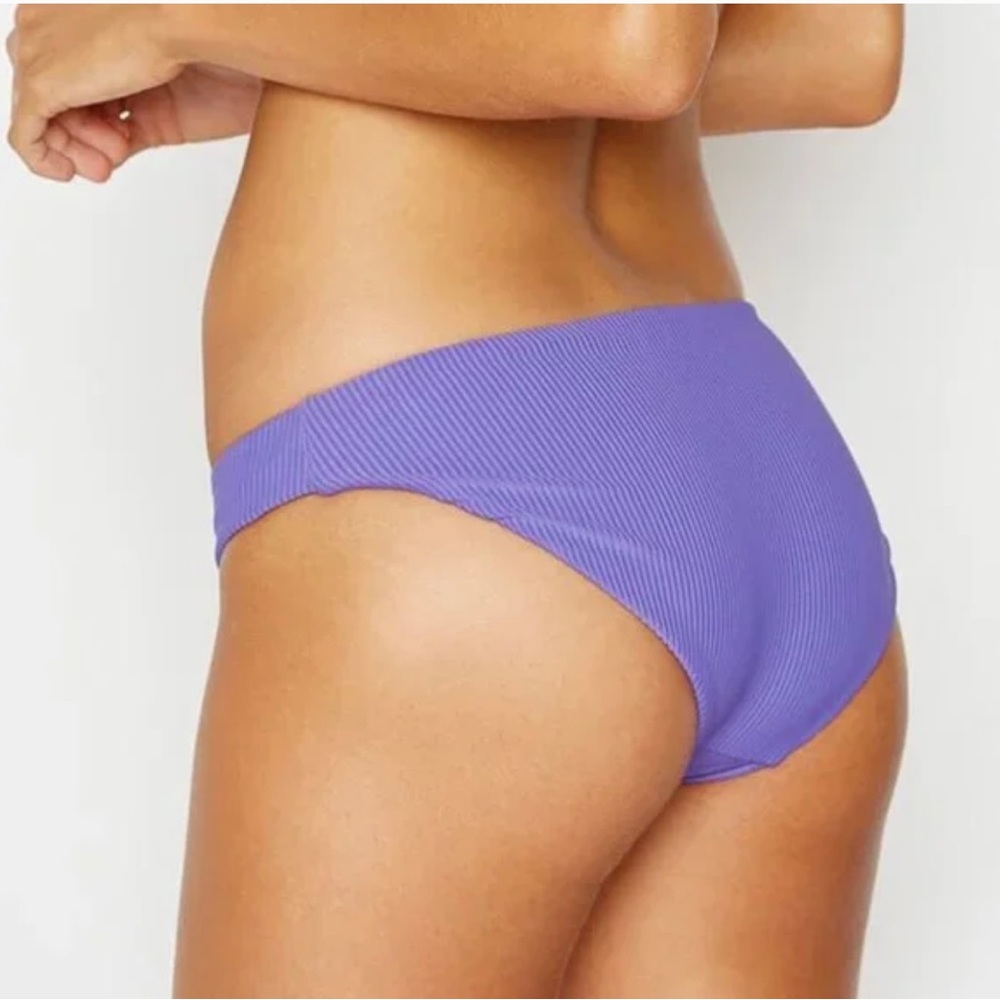 Frankie’s Bikinis Luxe Ribbed Shea Bottom in Amethyst